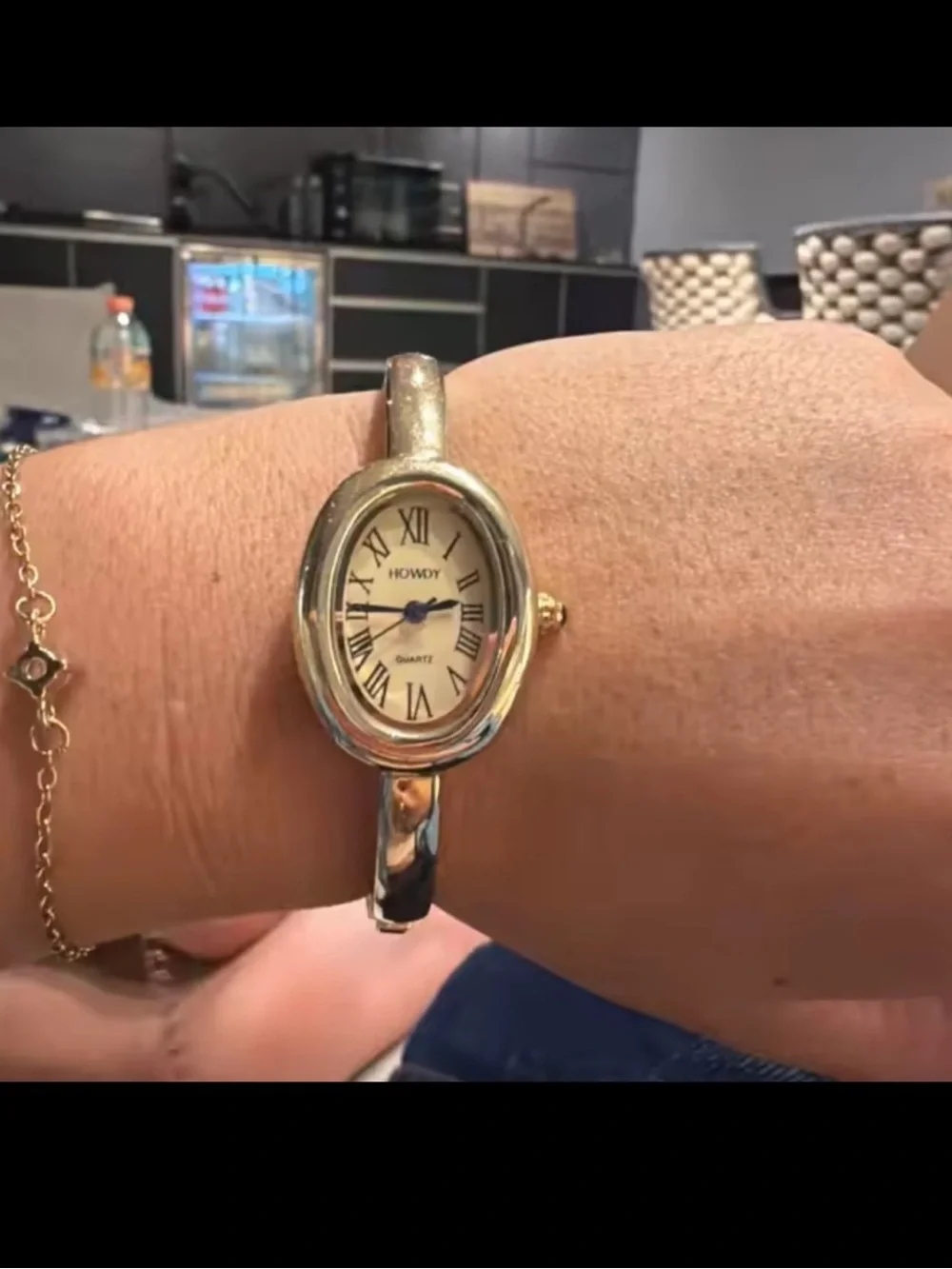 Baignoire Vintage Gold Oval Bracelet Watch